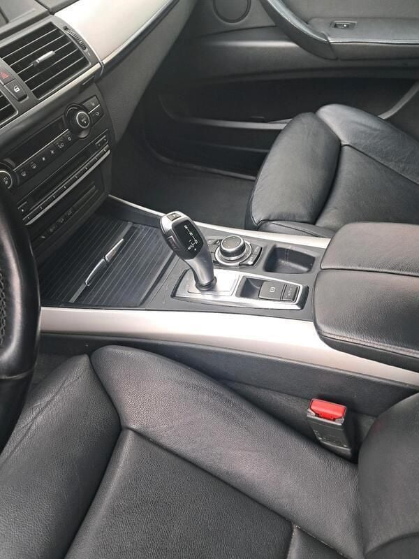 Braun Gebraucht 2012 BMW X5 SUV | 12.000 € (Superpreis) - Bild 1/4
