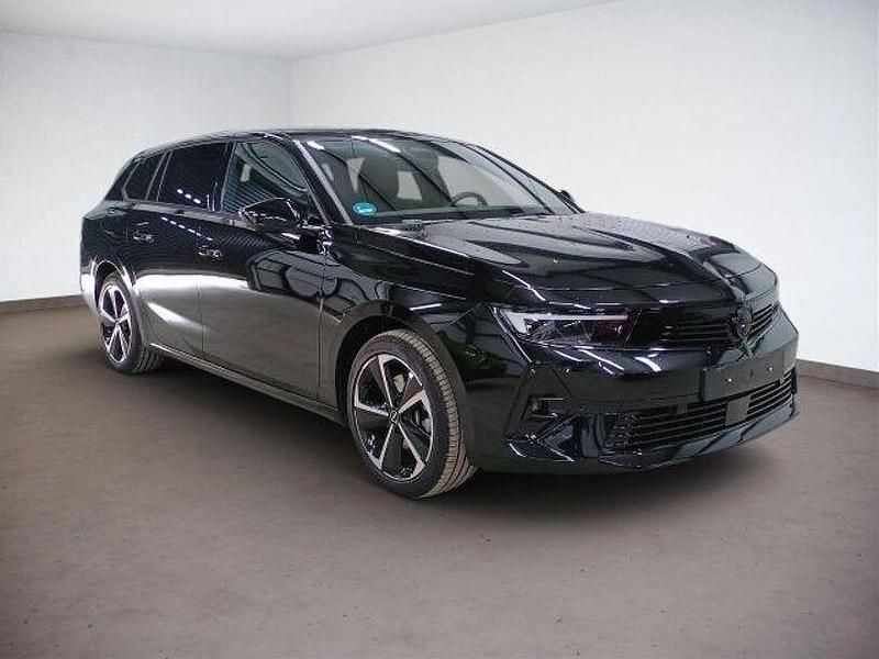Gebraucht Opel Astra 131 PS (96 kW) 2024 Schwarz Kombi