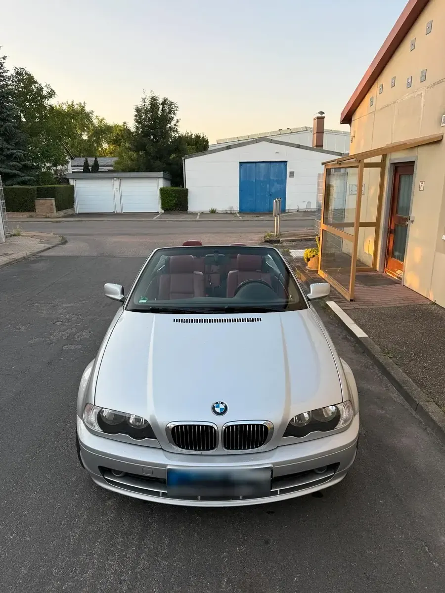 Gebraucht BMW 325 Cabriolet 192 PS (141 kW) 2001 Silber Cabrio
