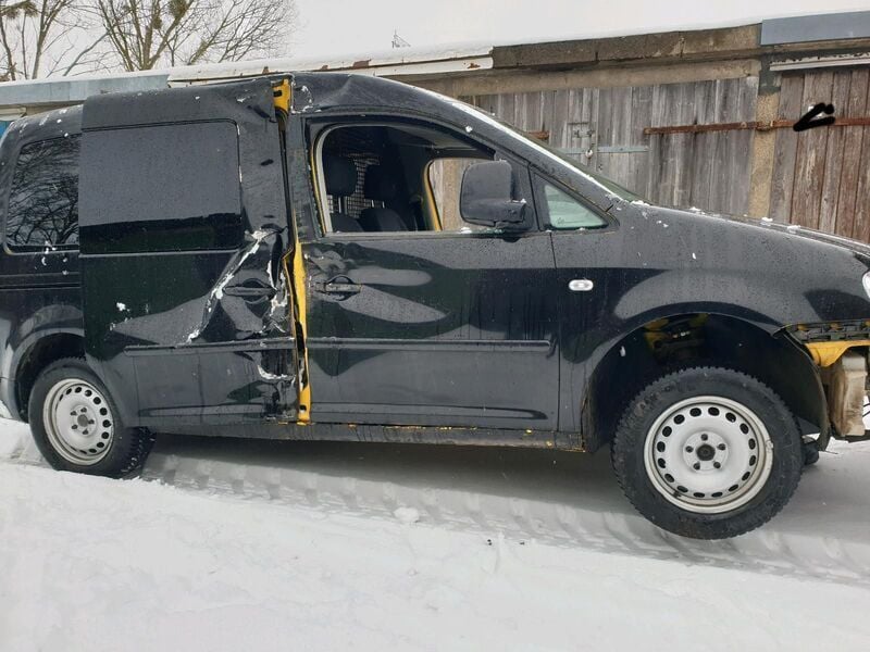 Schwarz Gebraucht 2006 VW Caddy Van / Kleinbus | 650 € - Bild 1/4
