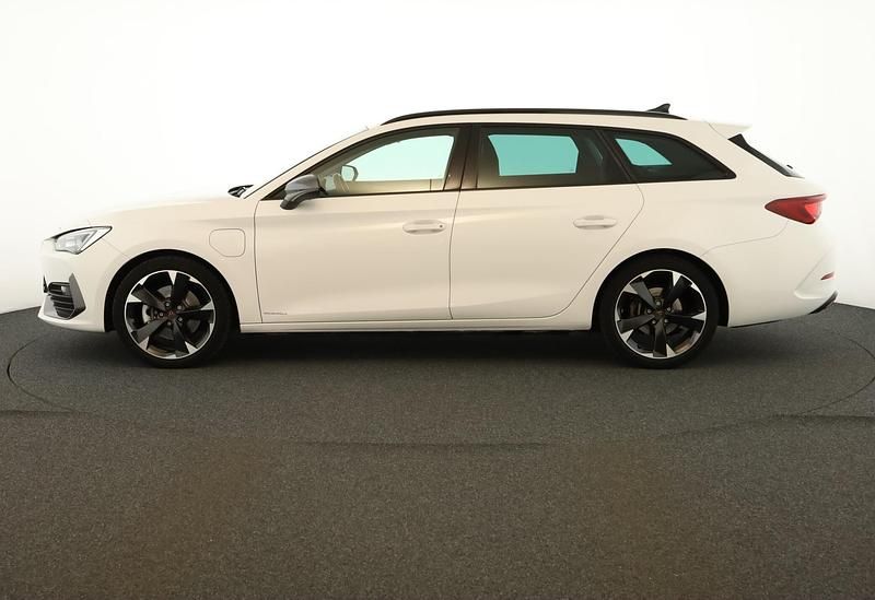 Gebraucht Cupra Leon 204 PS (150 kW) 2023 White candy