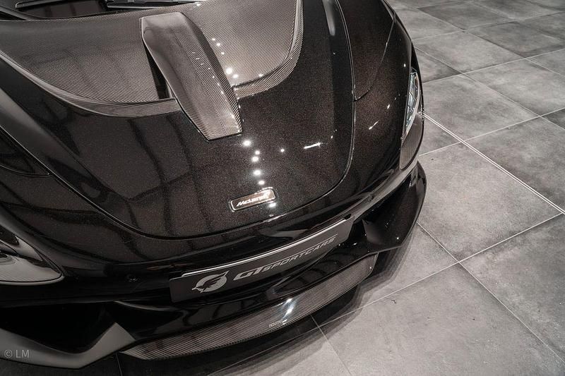 Gebraucht McLaren 750S 751 PS (552 kW) 2025 Onyx black Coupé