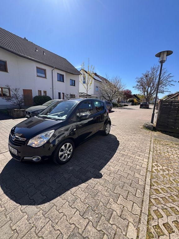 Second-hand Opel Agila 80 CP (58 kW) 2008 Negru Hatchback