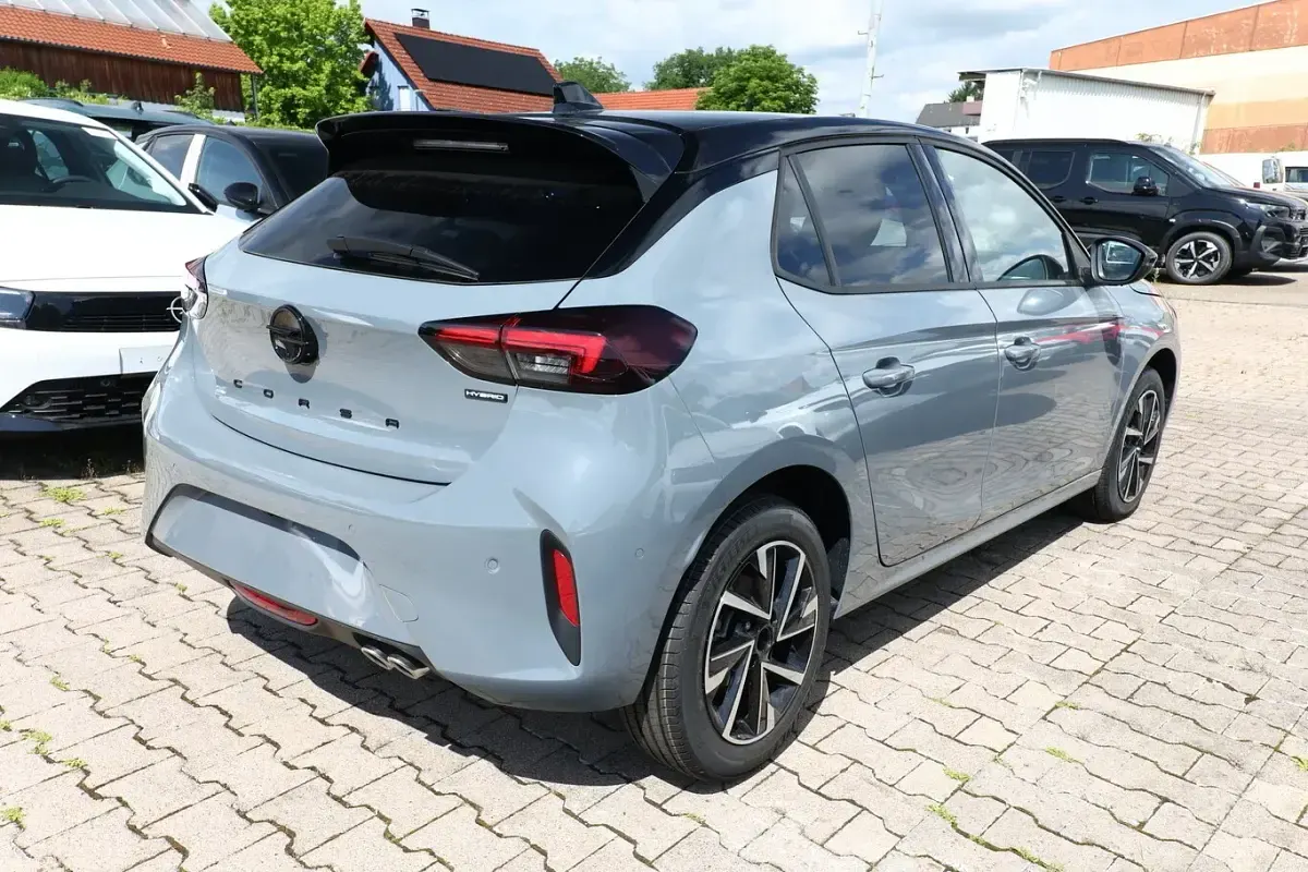 Neu Opel Corsa Ultimate 145 PS (106 kW) 2025 Grau Kleinwagen