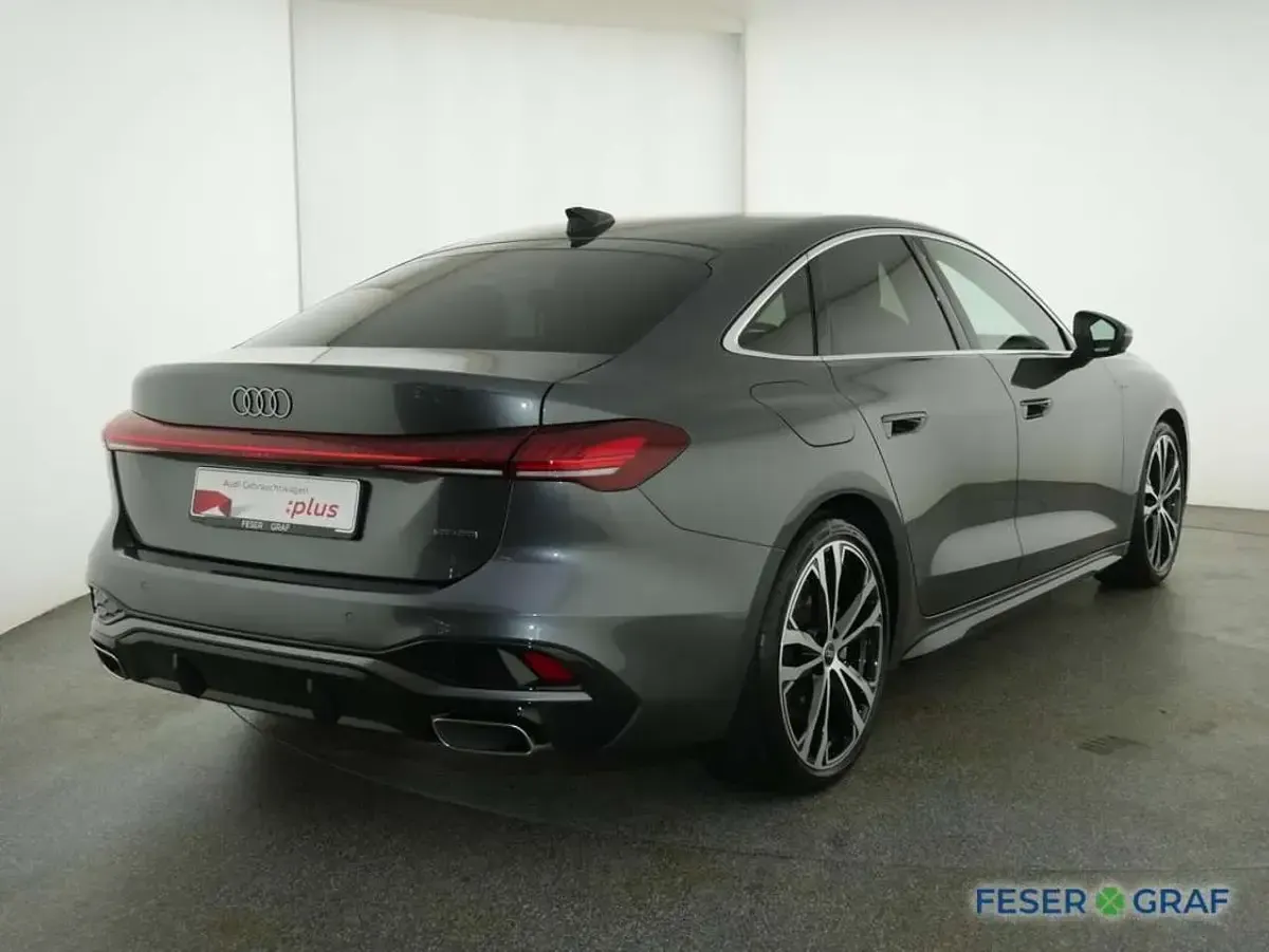 Gebraucht Audi A5 Ambiente 299 PS (219 kW) 2025 Daytonagrau perleffekt Limousine