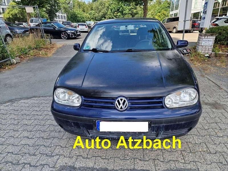 Dunkel blau Gebraucht 2003 VW Golf IV Kleinwagen | 1.901 € (Fairer Preis) - Bild 1/3
