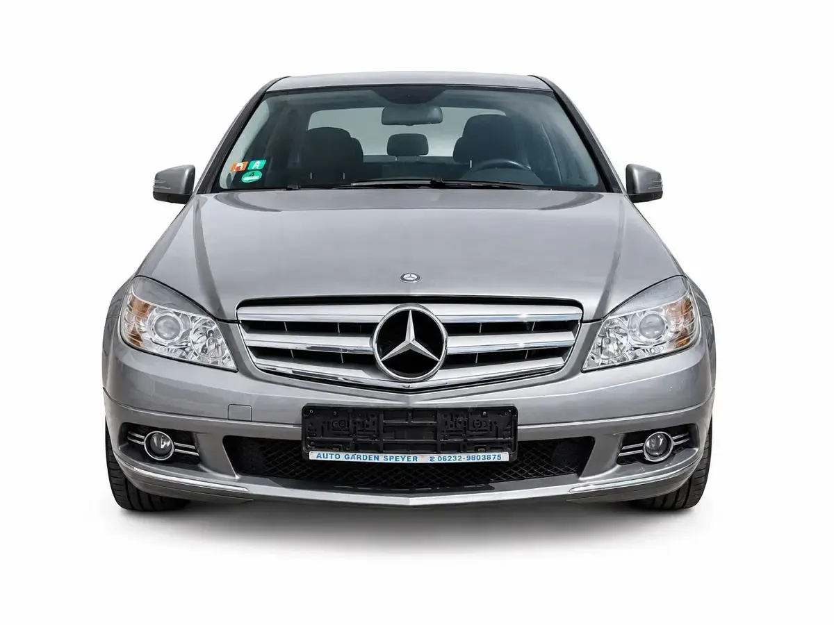 Gebraucht Mercedes C180 156 PS (114 kW) 2009 Silber Limousine