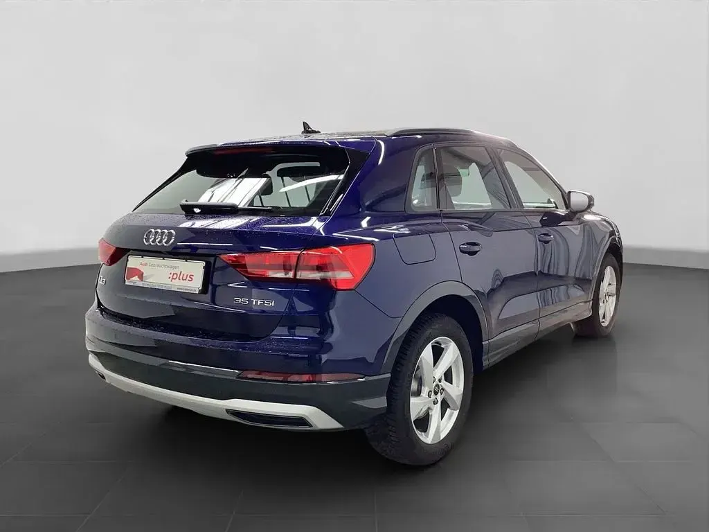 Używany Audi Q3 Advanced 150 KM (110 kW) 2025 Niebieski SUV