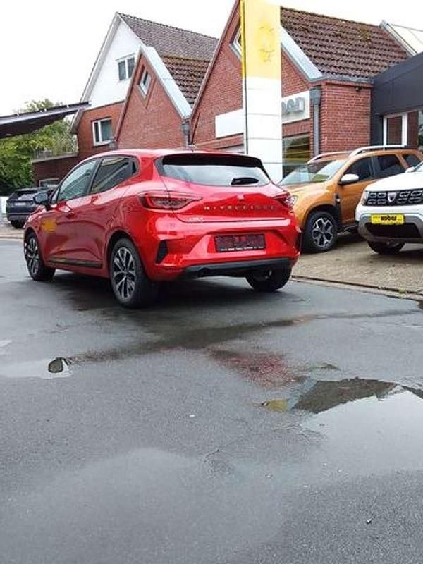 Gebraucht Mitsubishi Colt Plus 91 PS (66 kW) 2024 Sunrise red Kleinwagen