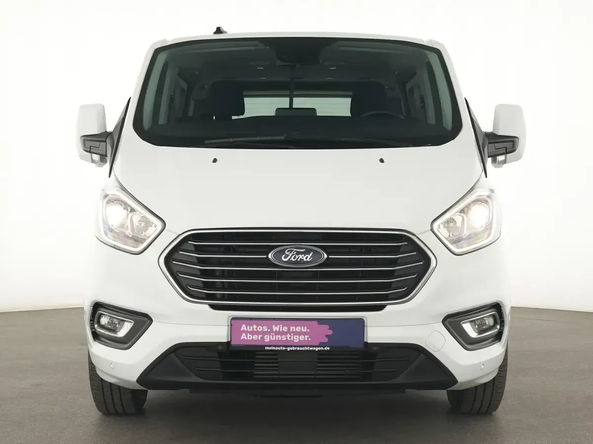 Gebraucht Ford Tourneo Custom 105 PS (77 kW) 2021 Frost weiss Van