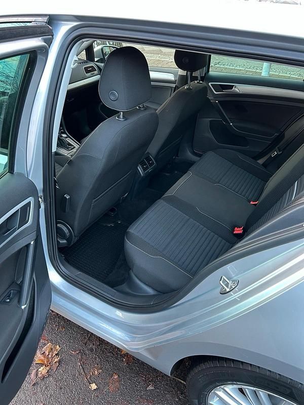 Używany VW Golf VII Edition 122 KM (89 kW) 2014 Szary Kombi