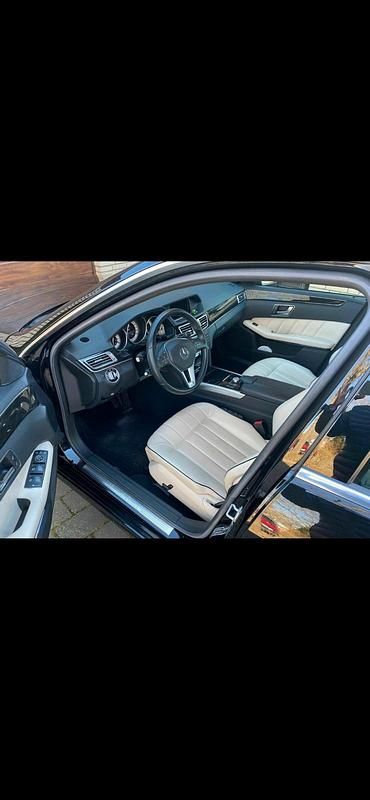 Gebraucht Mercedes 250 204 PS (150 kW) 2013 Schwarz Limousine