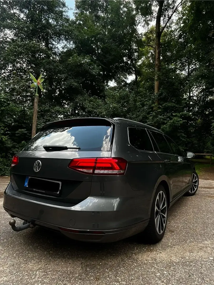 Gebraucht VW Passat Comfortline 150 PS (110 kW) 2016 Grau Kombi