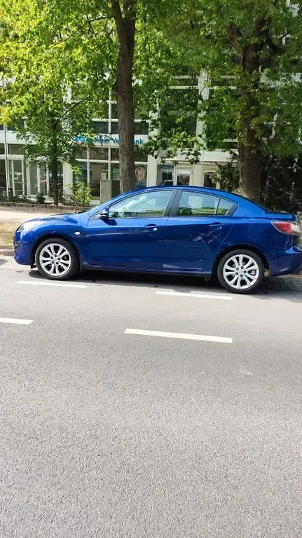 Gebraucht Mazda 3 Active 105 PS (77 kW) 2009 Blau Limousine