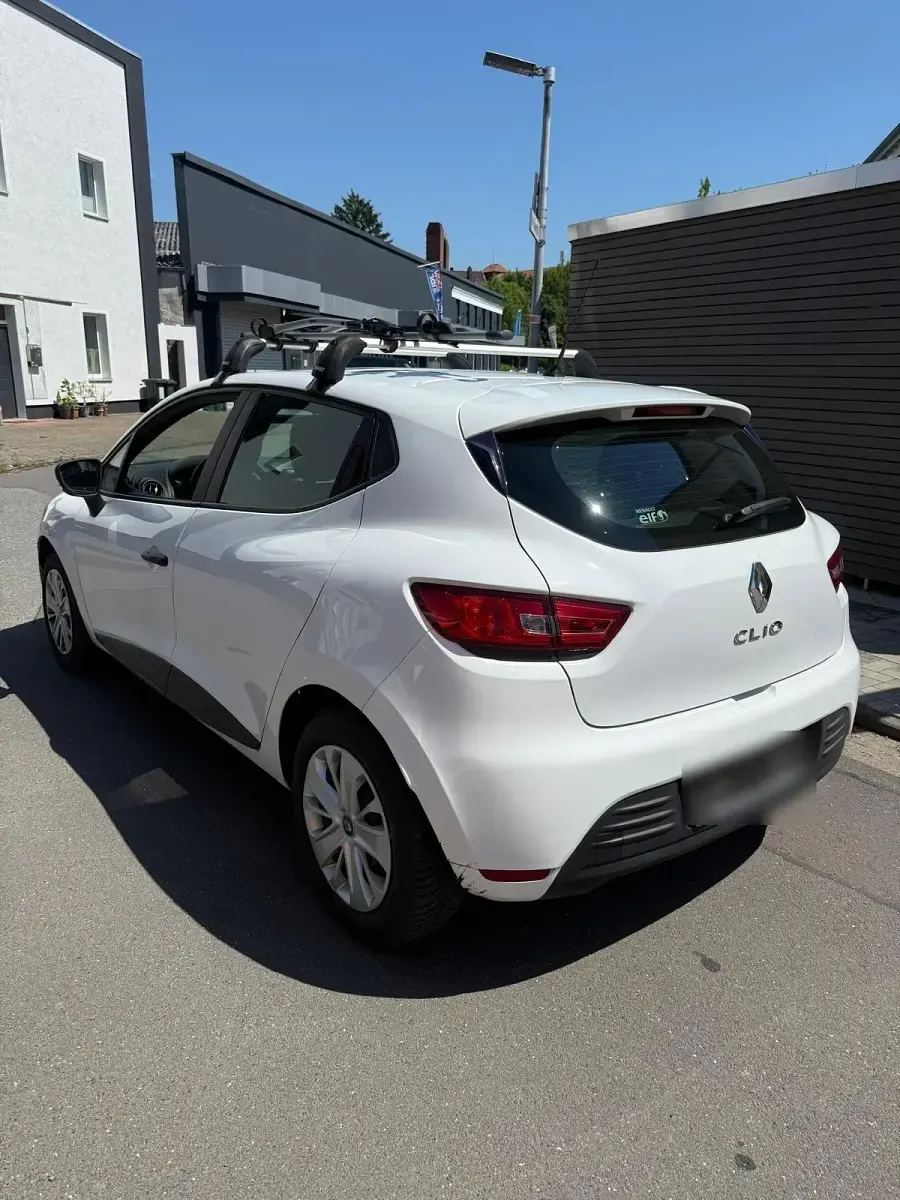 Gebraucht Renault Clio 76 PS (55 kW) 2019 Weiß Kleinwagen