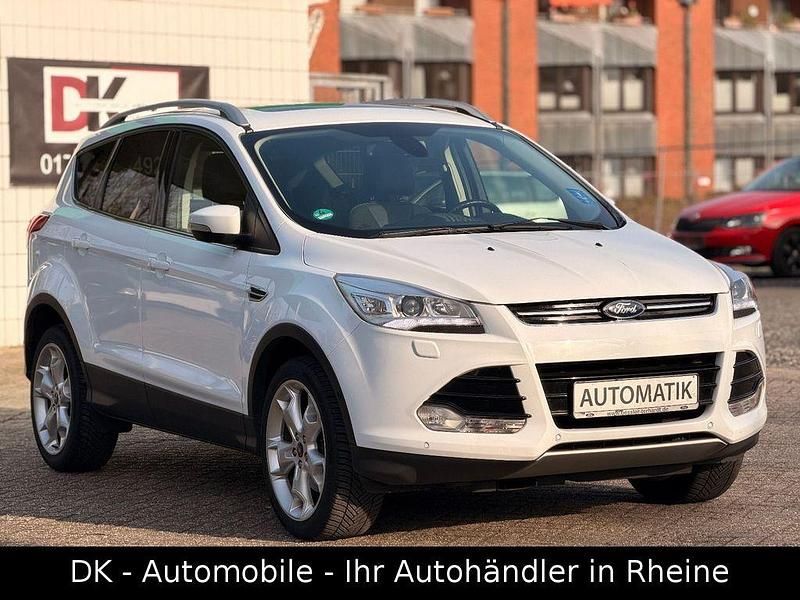Gebraucht Ford Kuga Titanium 163 PS (119 kW) 2013 Weiß SUV