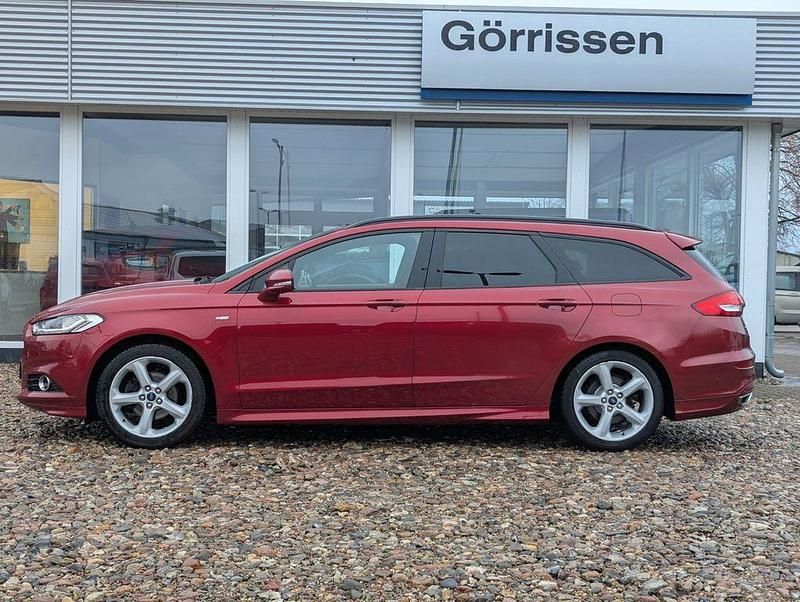 Gebraucht Ford Mondeo ST-Line 179 PS (131 kW) 2018 Rot Limousine