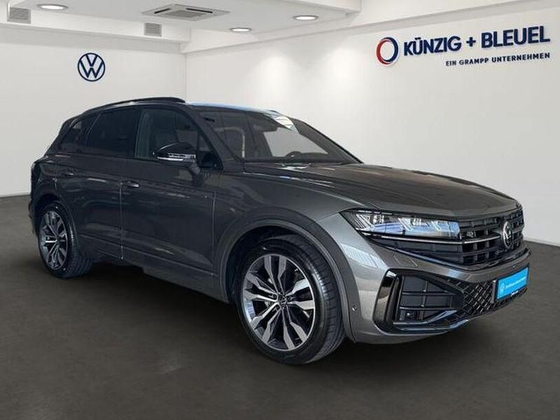 Gebraucht VW Touareg R-line 286 PS (210 kW) 2025 Siliziumgrau metallic SUV