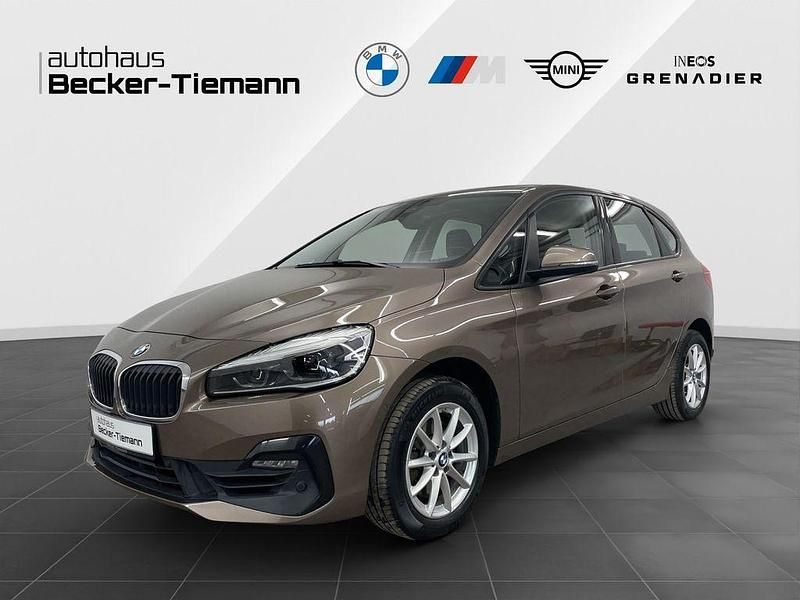 Gelb Gebraucht 2019 BMW 220 Van / Kleinbus | 18.710 € (Fairer Preis) - Bild 1/4