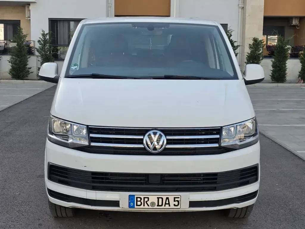 Gebraucht VW Multivan Generation Six 150 PS (110 kW) 2016 Weiß Van / Kleinbus