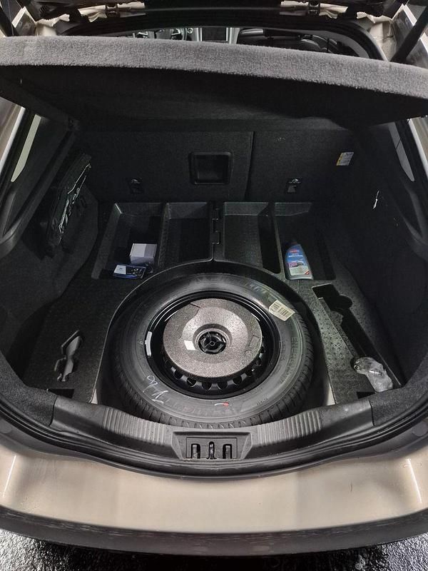 Gebraucht Ford Mondeo Titanium 211 PS (155 kW) 2015 Beige Limousine