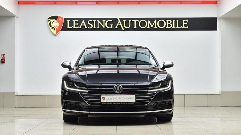 Gebraucht VW Arteon Elegance 150 PS (110 kW) 2019 Grau Kleinwagen