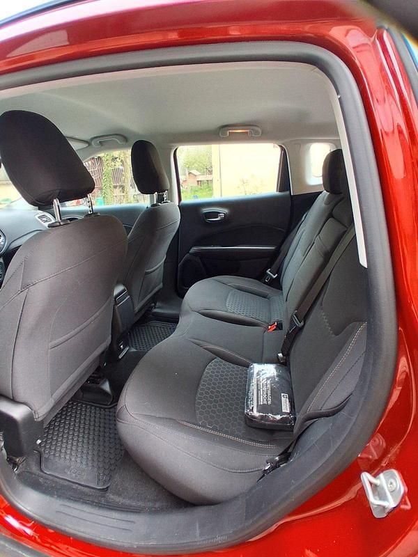 Second-hand Jeep Compass 120 CP (88 kW) 2019 Roșu SUV