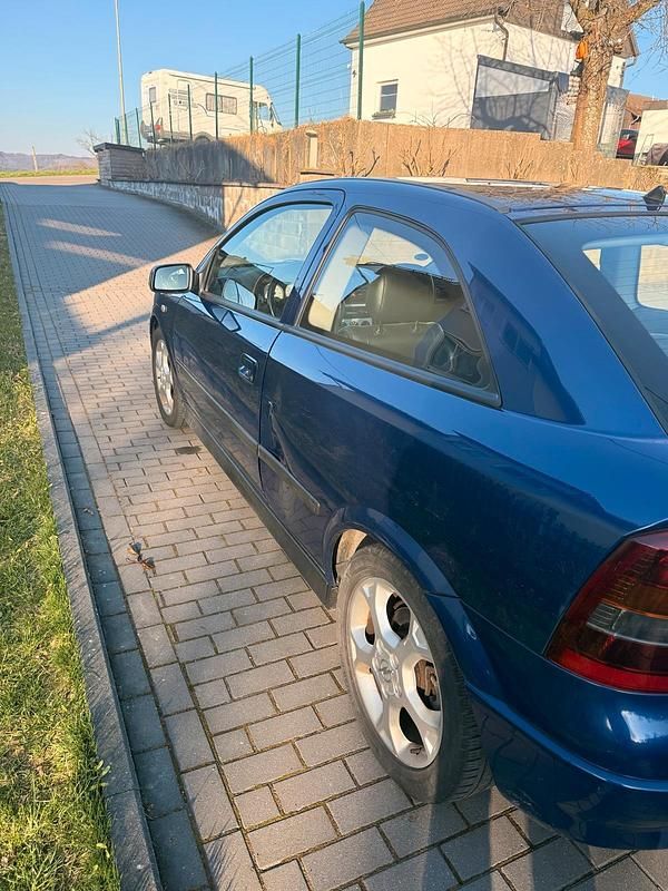 Gebraucht Opel Astra 125 PS (91 kW) 2003 Blau Coupé