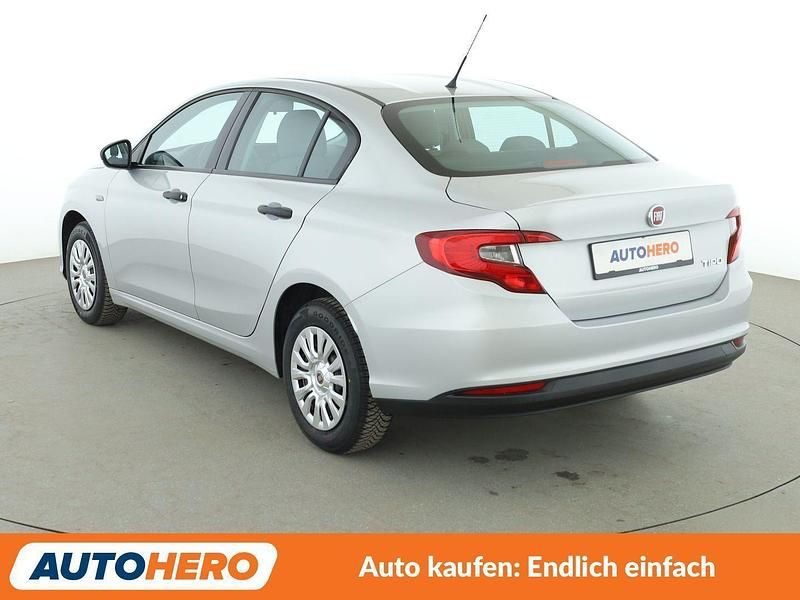 Gebraucht Fiat Tipo Pop 95 PS (69 kW) 2016 Grau Limousine