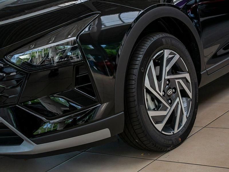 Neu Hyundai Bayon Trend 101 PS (74 kW) 2025 Schwarz SUV