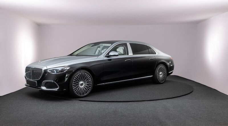Schwarz Gebraucht 2023 Mercedes S580 Limousine | 210.000 € - Bild 1/4