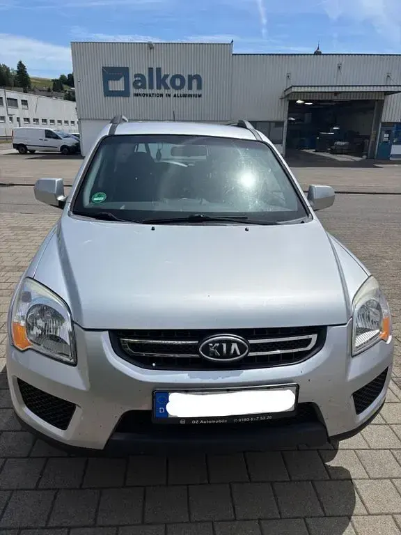 Gebraucht Kia Sportage 150 PS (110 kW) 2009 Silber SUV