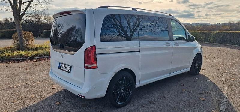 Gebraucht Mercedes V250 AMG 190 PS (139 kW) 2020 Weiß Van / Kleinbus