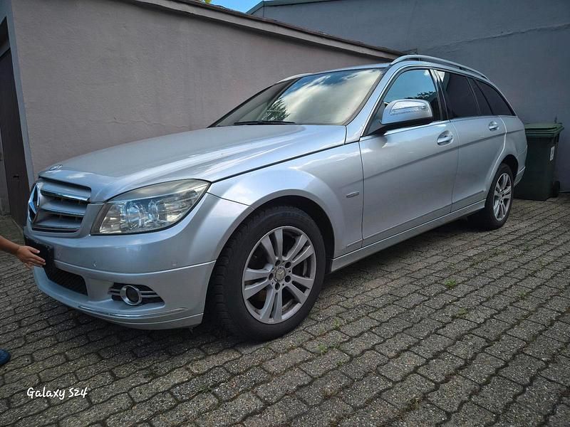 Silber Gebraucht 2007 Mercedes C220 Avantgarde Kombi | 5.750 € (Superpreis) - Bild 1/4