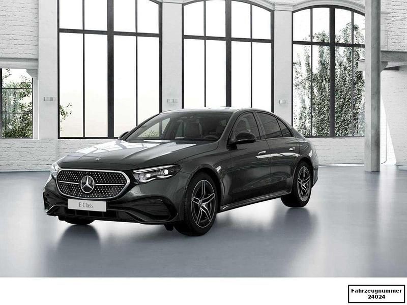 Grau Gebraucht 2025 Mercedes E220 AMG Limousine | 57.488 € - Bild 1/4