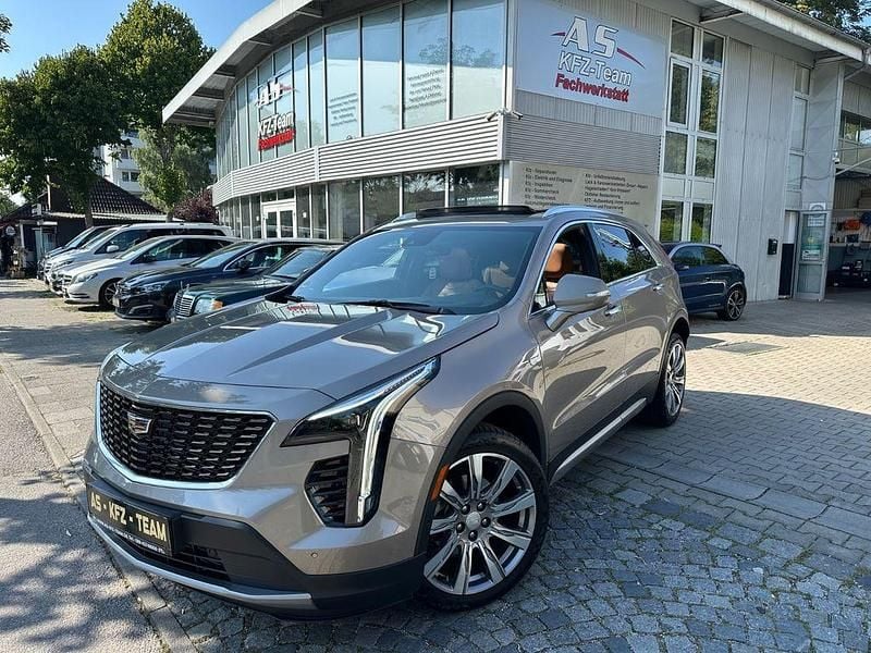 Braun Gebraucht 2024 Cadillac XT4 SUV | 39.950 € (Superpreis) - Bild 1/4
