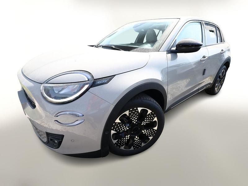 Cappucino beige metallic Neu 2025 Fiat 600 La Prima Limousine | 25.721 € (Superpreis) - Bild 1/4