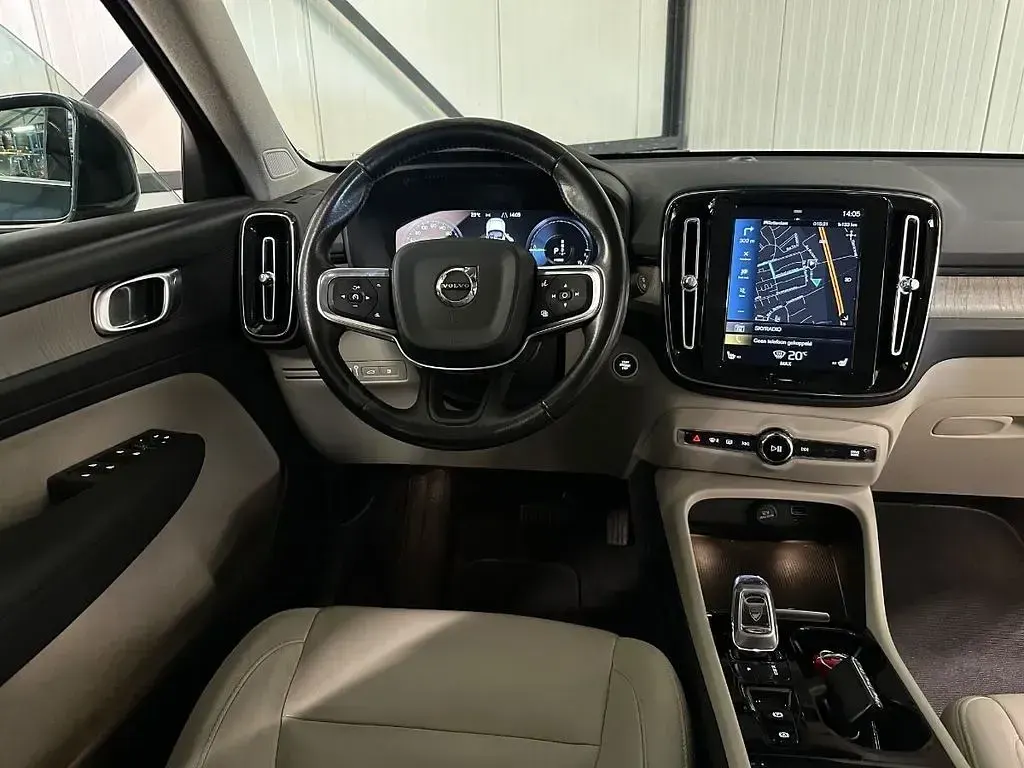 Gebraucht Volvo XC40 Inscription 179 PS (131 kW) 2020 Blau SUV
