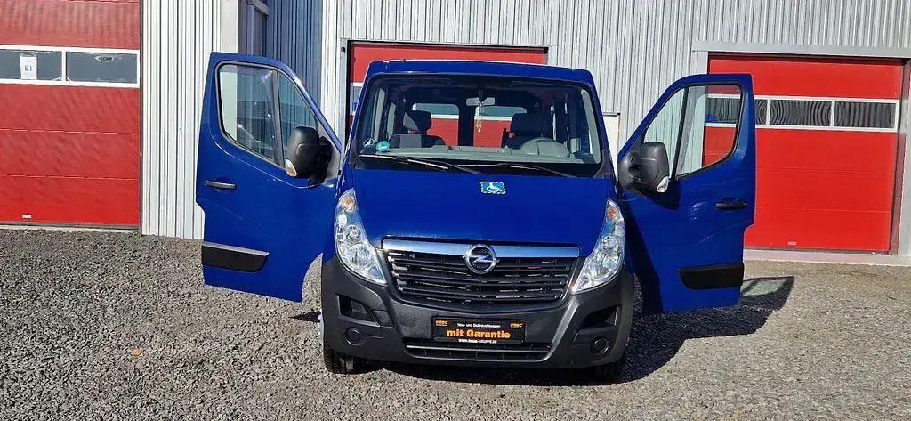 Używany Opel Movano 125 KM (91 kW) 2015 Niebieski Minivan