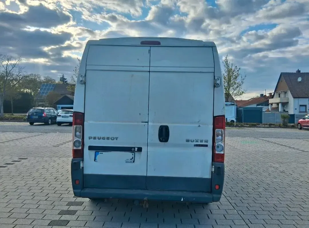 Gebraucht Peugeot Boxer 131 PS (96 kW) 2012 Weiß Van