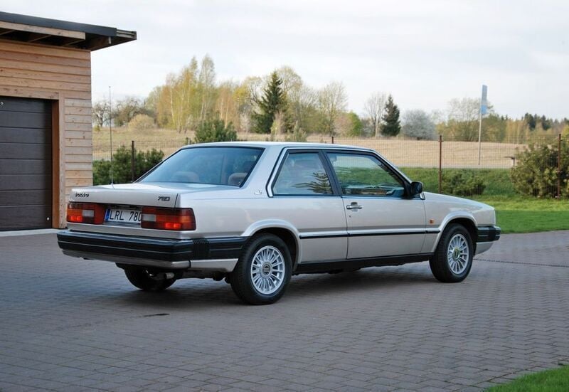 Usado Volvo 780 156 CV (114 kW) 1987 Dorado Coupe