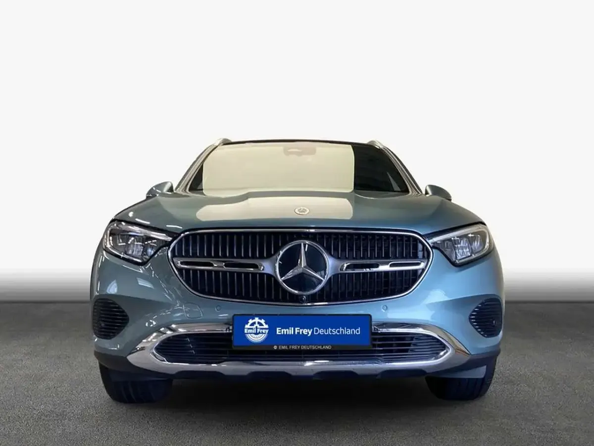 Gebraucht Mercedes GLC200 Avantgarde 204 PS (150 kW) 2025 Silber SUV