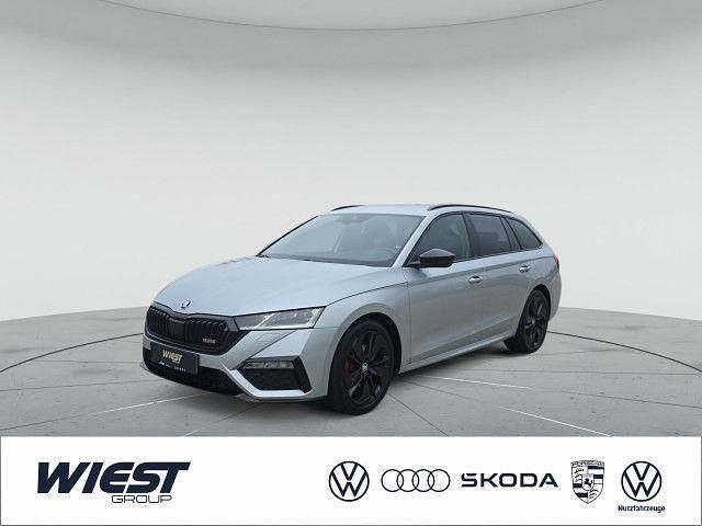 Brilliantsilber metallic Gebraucht 2022 Skoda Octavia RS Kombi | 27.880 € (Fairer Preis) - Bild 1/4