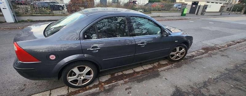 Gebraucht 2003 Ford Mondeo Trend Limousine | 900 € (Guter Preis) - Bild 1/4