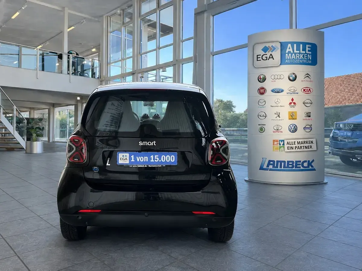Gebraucht Smart ForTwo Electric Drive Exclusive 60 kW (82 PS) 2023 Schwarz