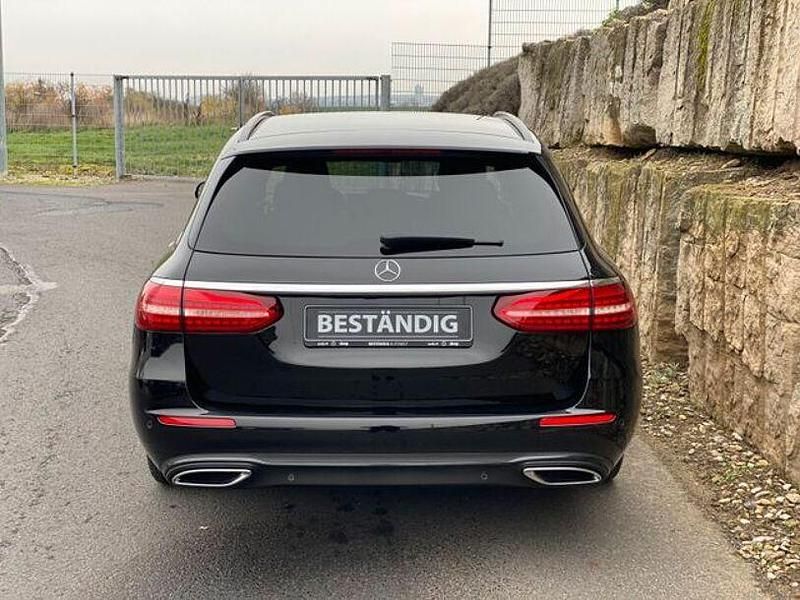 Gebraucht Mercedes E200 Night 2020 Schwarz Limousine