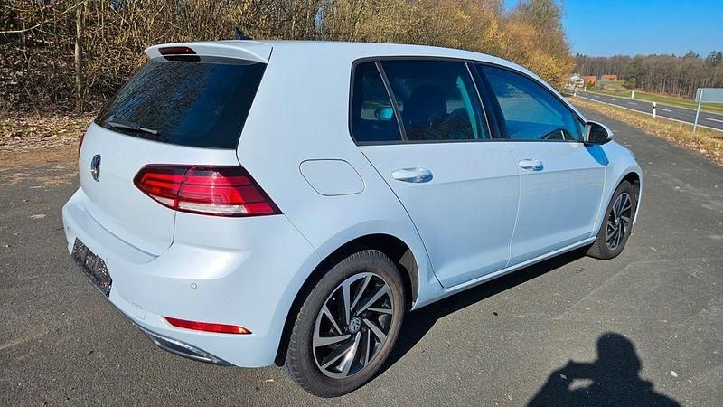 Gebraucht VW Golf VII Join 116 PS (85 kW) 2018 Limousine
