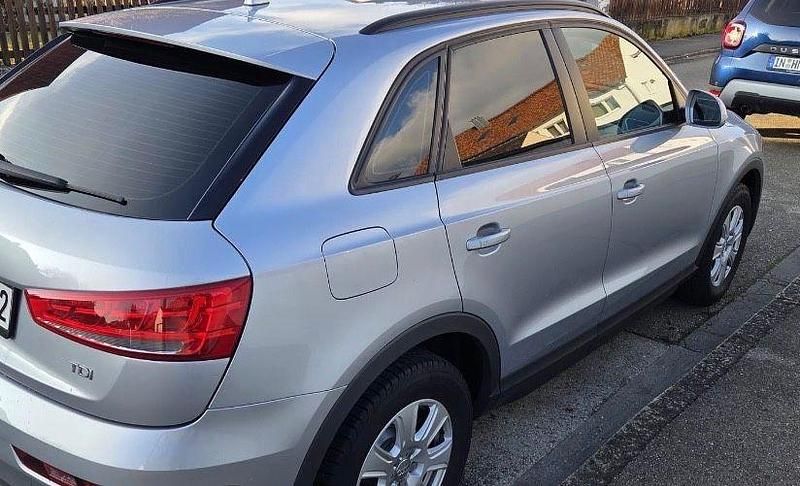 Gebraucht Audi Q3 Design 150 PS (110 kW) 2018 Silber SUV
