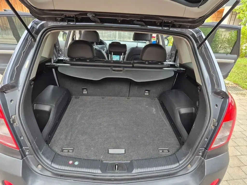 Używany Opel Antara Cosmo 184 KM (135 kW) 2013 Czarny SUV