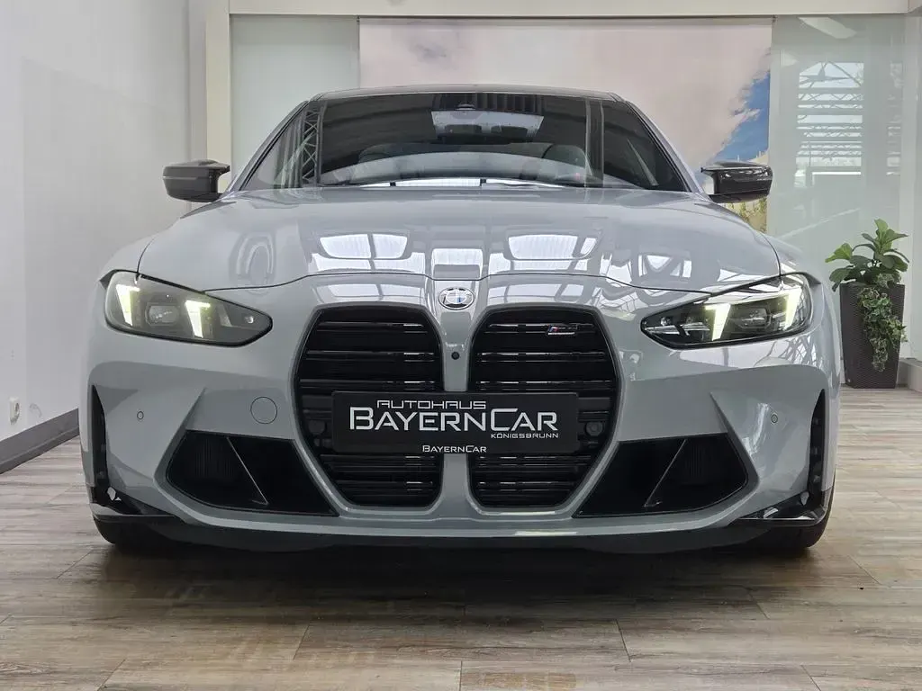 Używany BMW M4 Performance 530 KM (389 kW) 2025 Szary Coupe